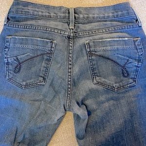 Dry aged denim - James Jeans. Size 26